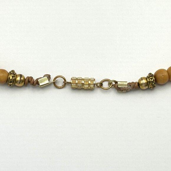 Artisan Carved Cat Pendant Beaded Necklace - Picture 9 of 13